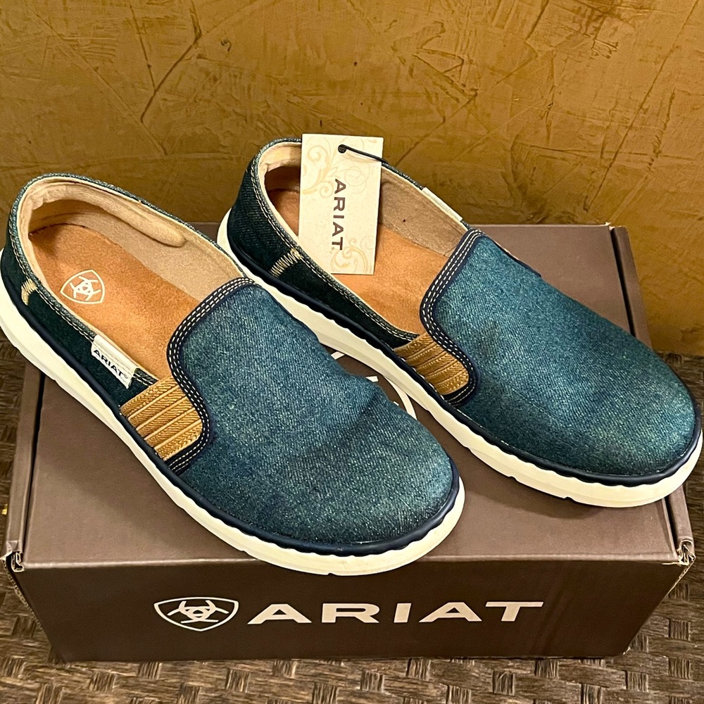 Ariat cruiser shoes